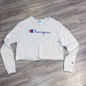 EUC CHAMPION Crop Logo L/S Tee L
